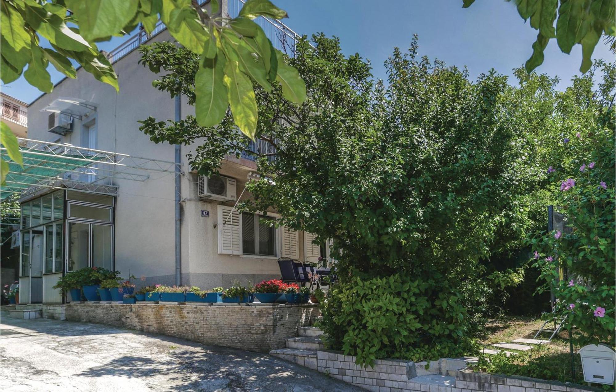 Amazing Home In Podstrana With Kitchen Luaran gambar